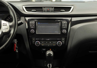 Подержанный автомобиль Nissan Qashqai 2014 года (14 фото)