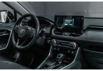 Новый Toyota RAV4 2025 (14 фото)