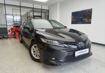 Подержанный автомобиль Toyota Camry Sedan 2020 года (3 фото)