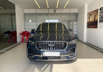 Подержанный автомобиль Geely Monjaro 2023 года (2 фото)