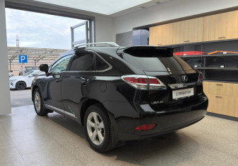 Подержанный автомобиль Lexus RX 2013 года (4 фото)