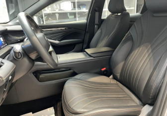 Подержанный автомобиль Geely Preface 2024 года (12 фото)