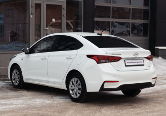 Подержанный автомобиль Hyundai Solaris Sedan 2019 года (7 фото)