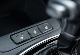 Подержанный автомобиль Kia Rio Hatchback 2018 года (16 фото)