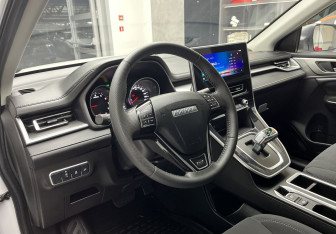 Подержанный автомобиль Haval M6 2023 года (7 фото)
