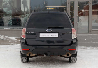 Подержанный автомобиль Subaru Forester Suv 2008 года (6 фото)