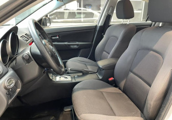 Подержанный автомобиль Mazda 3 Sedan 2008 года (8 фото)