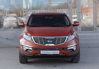 Подержанный автомобиль Kia Sportage 2011 года (2 фото)
