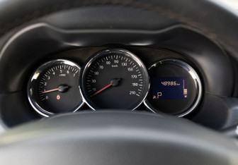 Подержанный автомобиль Nissan Terrano 2016 года (12 фото)