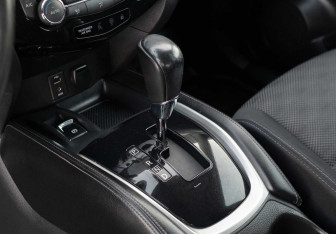 Подержанный автомобиль Nissan Qashqai 2014 года (15 фото)