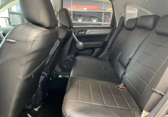 Подержанный автомобиль Honda CR-V 2008 года (10 фото)