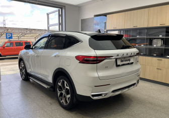Подержанный автомобиль Haval F7 2020 года (6 фото)