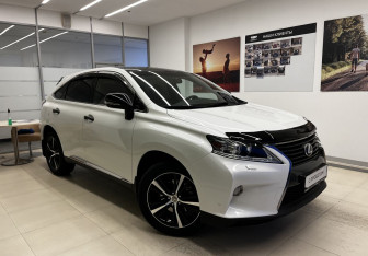 Подержанный автомобиль Lexus RX 2014 года (3 фото)