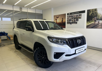 Подержанный автомобиль Toyota Land Cruiser Prado 2021 года (4 фото)