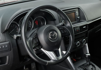 Подержанный автомобиль Mazda CX-5 2013 года (11 фото)