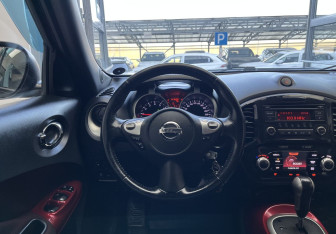 Подержанный автомобиль Nissan Juke 2011 года (9 фото)