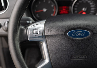 Подержанный автомобиль Ford Mondeo Sedan 2007 года (12 фото)