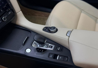 Подержанный автомобиль Infiniti QX50 2021 года (19 фото)