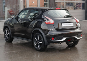 Подержанный автомобиль Nissan Juke 2018 года (7 фото)