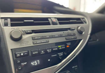 Подержанный автомобиль Lexus RX 2009 года (18 фото)