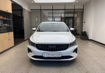Подержанный автомобиль Geely Emgrand 2024 года (3 фото)