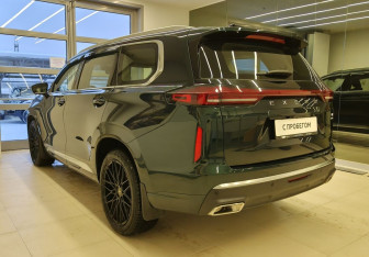 Подержанный автомобиль Exeed VX 2022 года (7 фото)