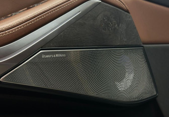 Подержанный автомобиль BMW X7 2019 года (29 фото)