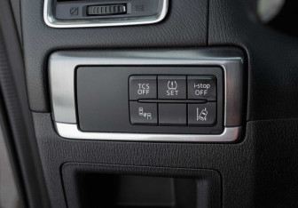 Подержанный автомобиль Mazda CX-5 2015 года (18 фото)