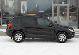Подержанный автомобиль Volkswagen Tiguan 2012 года (4 фото)