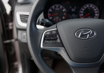 Подержанный автомобиль Hyundai Solaris Sedan 2020 года (12 фото)