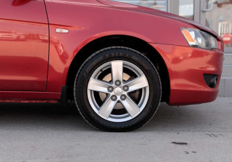 Подержанный автомобиль Mitsubishi Lancer Sedan 2008 года (9 фото)