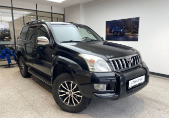 Подержанный автомобиль Toyota Land Cruiser Prado 2007 года (3 фото)