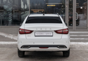 Подержанный автомобиль LADA (ВАЗ) Vesta Sedan 2023 года (6 фото)