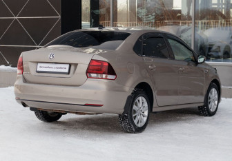 Подержанный автомобиль Volkswagen Polo Sedan 2019 года (5 фото)