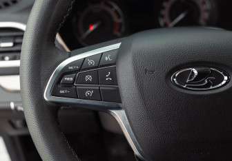 Подержанный автомобиль LADA (ВАЗ) Vesta Sedan 2023 года (12 фото)