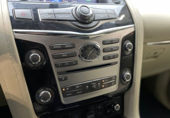 Подержанный автомобиль Infiniti QX80 2018 года (20 фото)