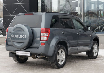 Подержанный автомобиль Suzuki Grand Vitara 2007 года (5 фото)