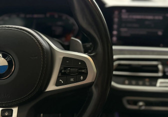 Подержанный автомобиль BMW X7 2019 года (19 фото)