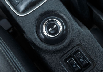 Подержанный автомобиль Mitsubishi Outlander 2013 года (17 фото)