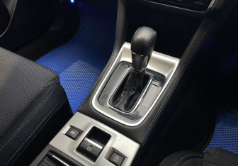 Подержанный автомобиль Subaru Levorg 2014 года (14 фото)