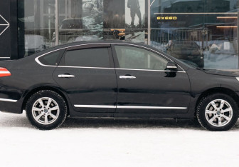 Подержанный автомобиль Nissan Teana 2009 года (4 фото)
