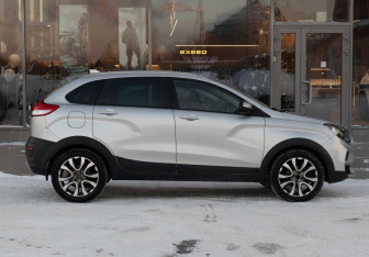 Подержанный автомобиль LADA (ВАЗ) XRAY 2020 года (4 фото)