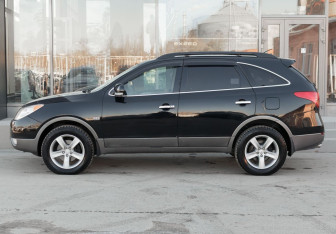 Подержанный автомобиль Hyundai Veracruz 2007 года (8 фото)