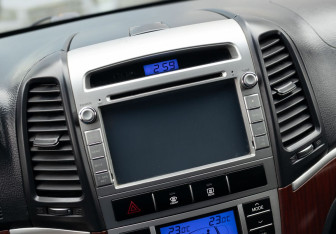 Подержанный автомобиль Hyundai Santa Fe 2007 года (13 фото)