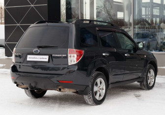 Подержанный автомобиль Subaru Forester Suv 2008 года (5 фото)