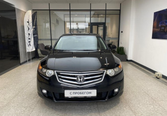 Подержанный автомобиль Honda Accord Sedan 2008 года (2 фото)