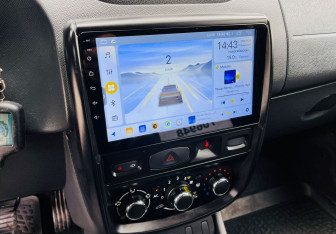 Подержанный автомобиль Renault Duster 2014 года (13 фото)