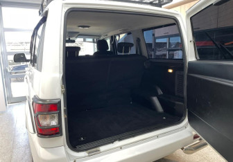 Подержанный автомобиль УАЗ Patriot 2021 года (8 фото)