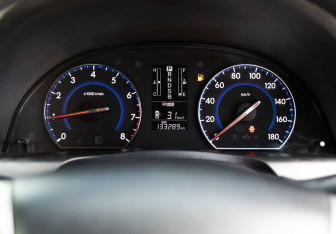 Подержанный автомобиль Toyota Allion 2016 года (13 фото)