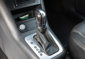 Подержанный автомобиль Volkswagen Tiguan 2013 года (15 фото)